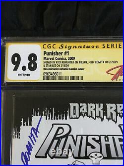 Punisher #1 Atomic Hero B&W Variant CGC 9.8 Remender, Romita & STAN LEE SIGNED